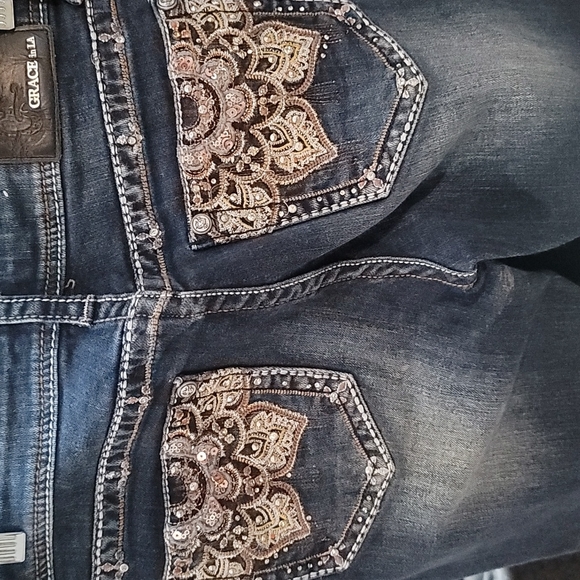 Jeans - Picture 4 of 5